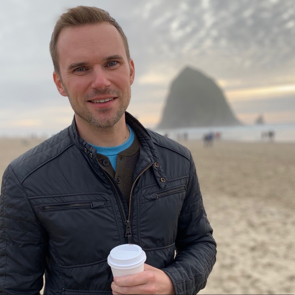 Meet your Posher, Adam